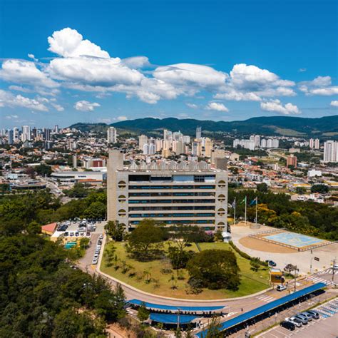 Concurso público para professores salário de até R 6 mil é aberto