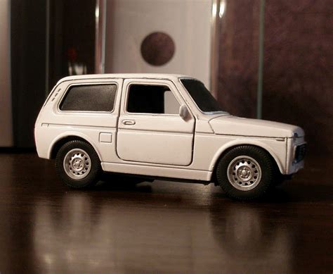 Grau X Offroad Lada Niva Miniatura Lada Niva