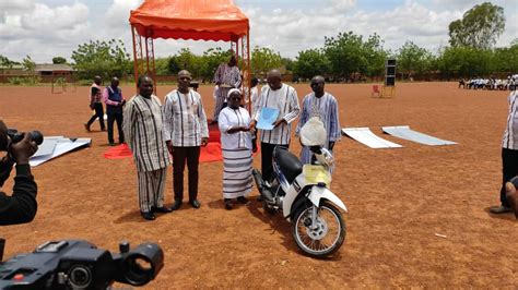 Burkina Éducation 1239 éducateurs de la petite enfance et professeurs