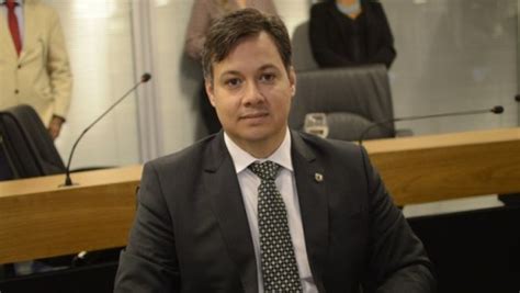 Resenha Politika J Nior Ara Jo Relata Reforma Da Previd Ncia Na Ccj