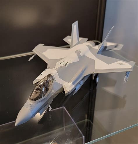 Finished Aggressor F-35 : r/modelmakers