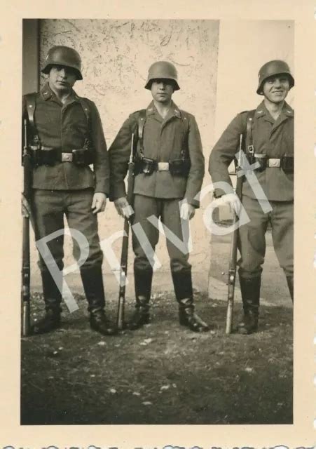 Foto Wkii Luftwaffe Wehrmacht Soldaten Kameraden Uniform