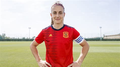 Alexia Putellas nueva capitana de la selección española