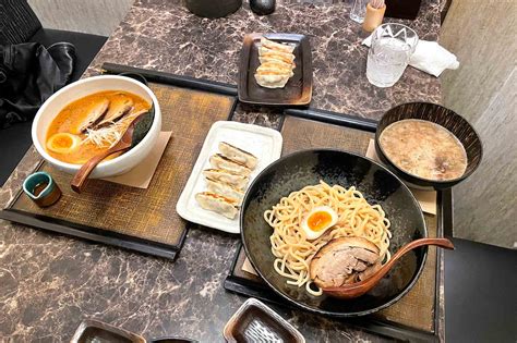 遊び心溢れる内装＆絶品ラーメン！ラーメン店にシャンデリア！？「麺匠 竹虎 新宿店」”虎ダレ味噌”＆”つけ麺” Discovery Kabukicho ～ 歌舞伎町情報発信サイト