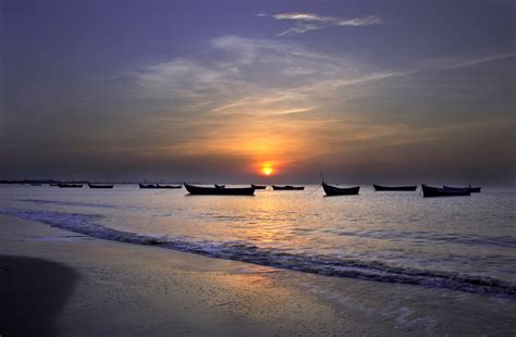 Tamilnadu Tourism: Pearl Beach, Thoothukudi