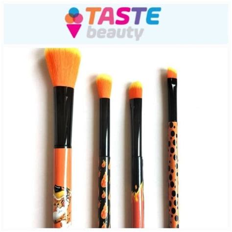 Taste Beauty Makeup Tastebeauty X Cheetos Flamin Hot Crunchy 4pc Cosmetic Brush Set Poshmark