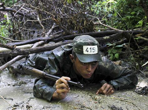 DefesaNet Terrestre Exército Instrução individual dos soldados