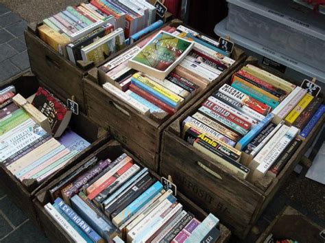 How to Pack and Store Books in Your Storage Unit | StorageMart