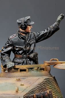 Ss Panzer Commander Set Figs Alpine Miniatures