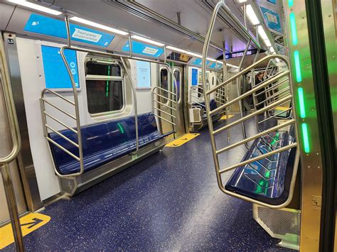 Mtas Long Awaited Open Gangway Subway Cars Make Debut Crains New