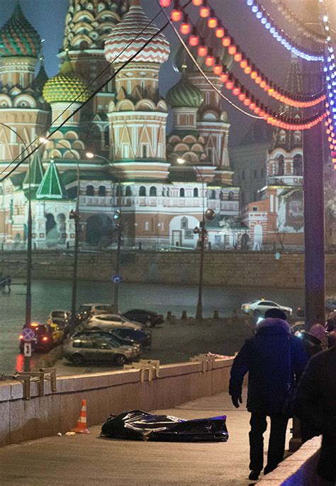 Boris Nemtsov Murder Protesters March Past The Kremlin In Moscow