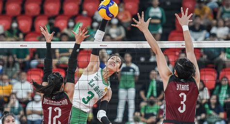 UAAP Volleyball Score La Salle Lady Spikers Beat UP Naroons