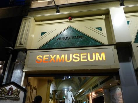 Flashing Man Picture Of Sexmuseum Amsterdam Venustempel Amsterdam