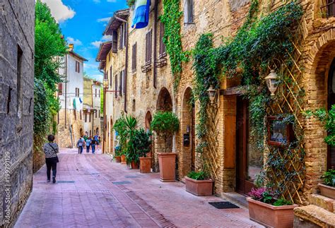 Old Street In San Gimignano Tuscany Italy San Gimignano Is Typical