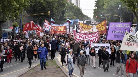 Jornada De Protesta En Todo El País En Rechazo A Las Reformas De Milei