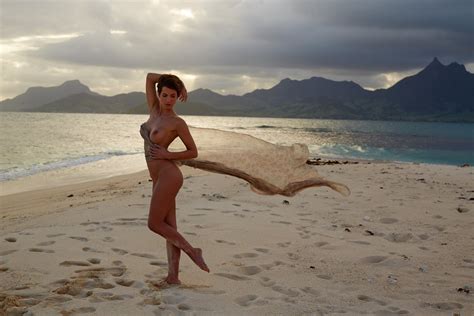 Naked Isabell Horn In Playboy Magazine