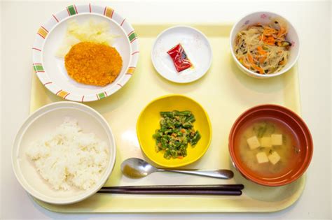 介護食の区分とは？4つの分類方法と5種類の食形態をご紹介｜グローバルキッチン株式会社｜介護食ならまごの手キッチン