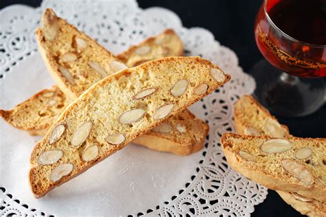 Biscotti clásico de almendras Receta de postre fácil y sencilla