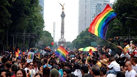 Se Espera Millón Y Medio De Asistentes A Marcha Por El Orgullo Lgbttti Mvs Noticias