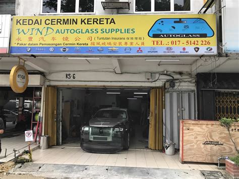 Kedai Cermin Kereta Tuntutan Insuran Cermin