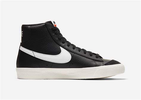 The Nike Blazer Mid 77 Vintage Is Back In Black Airows