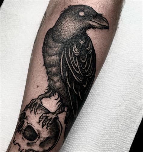 10 BEST RAVEN TATTOO IDEAS WE'VE SEEN IN 2024