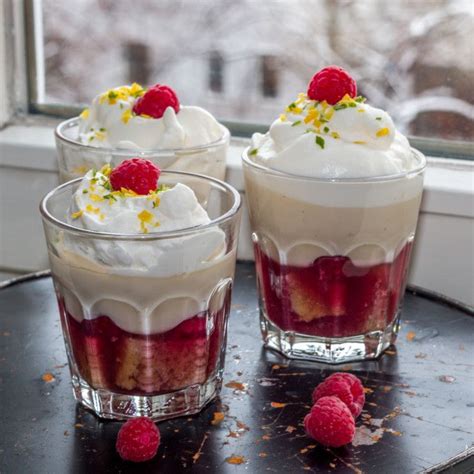 Malinový trifle ve skleničce Trifle Panna Cotta Ethnic Recipes Food