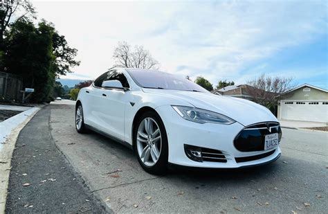 2015 Tesla Model S 70d Find My Electric