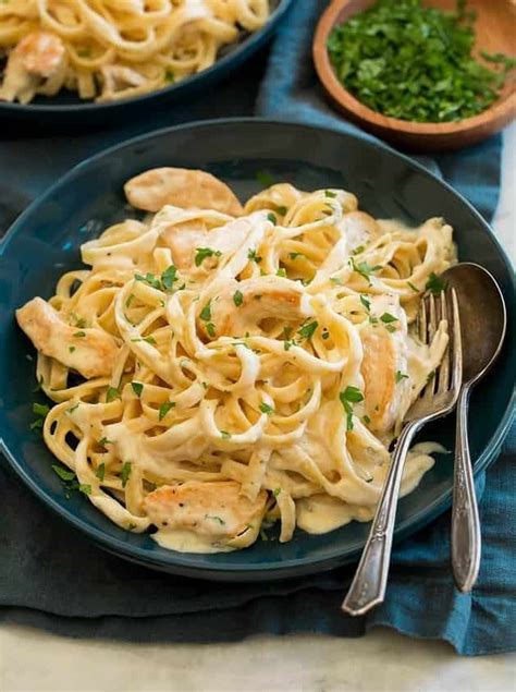 21 Chicken Alfredo Recipes To Satisfy Your Cravings