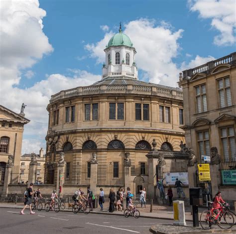 sheldonian theatre.jpg