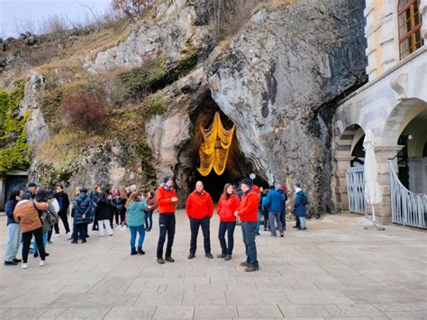 Postojna Cave And Bled Lake Day Tour From Ljubljana