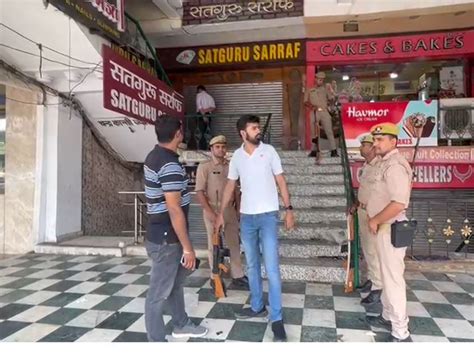 Income Tax Raid On Jewellers Bullion In Kanpur Lucknow Delhi Ncr Income Tax Raid कानपुर लखनऊ