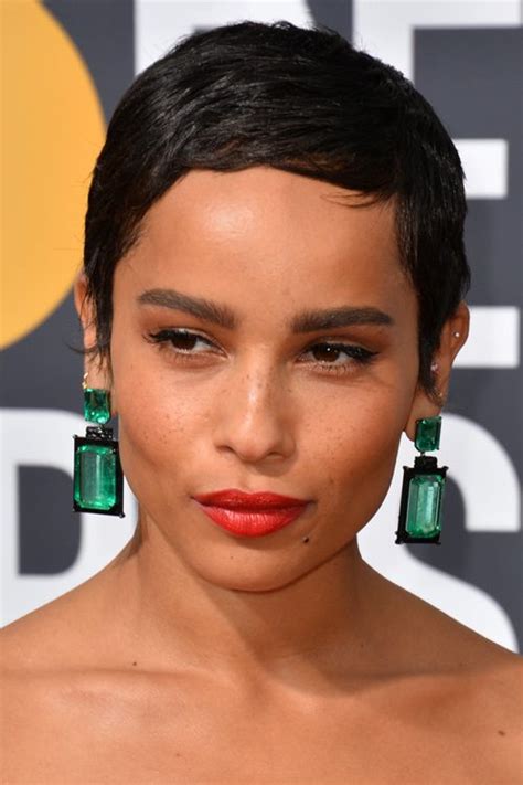 Zoë Kravitz's Hairstyles & Hair Colors | Steal Her Style