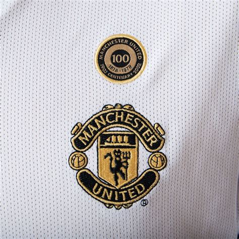 2001 2002 Manchester United Umbro Home Jersey