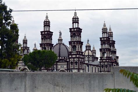 El antiguo papa del Palmar de Troya y su pareja a prisión por robo con