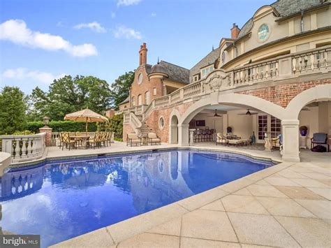 This French Chateau-Inspired $12M Mansion in Pennsylvania (PHOTOS ...