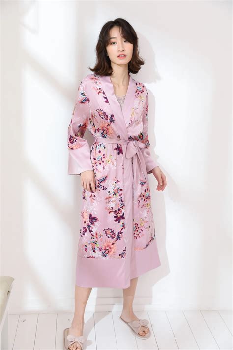 Brand New Wedding Bride Bridesmaid Robe Satin Rayon Bathrobe Nightgown For Women Kimono