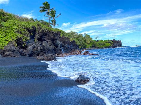 Road To Hana Highlight The Maui Black Sand Beach Experience