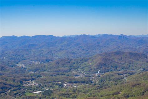 Hike Pinnacle Park In Sylva