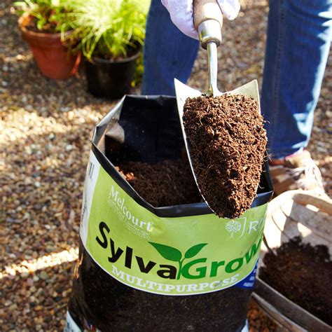 Peat Free Compost | Sarah Raven