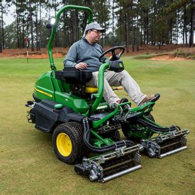 John Deere Precisioncut And E Cut Hybrid Triplex Mowers Golfdom