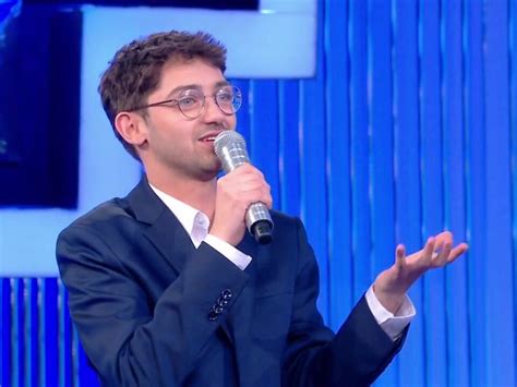 Noubliez Pas Les Paroles Lex Maestro Kristofer Réclame Télé Star