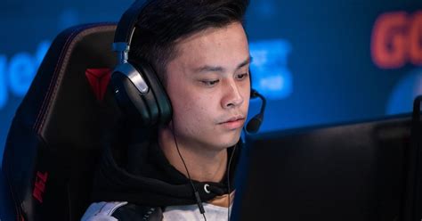 Stewie2k получил бан на Twitch