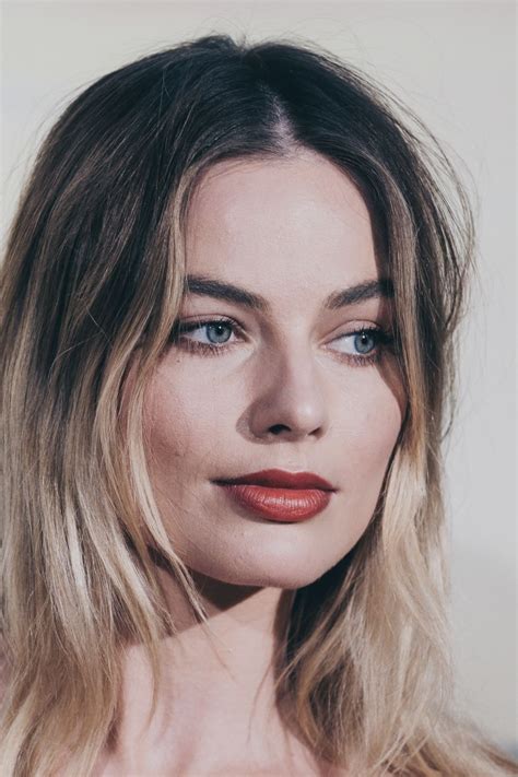 Margot Robbie Profile Images — The Movie Database Tmdb