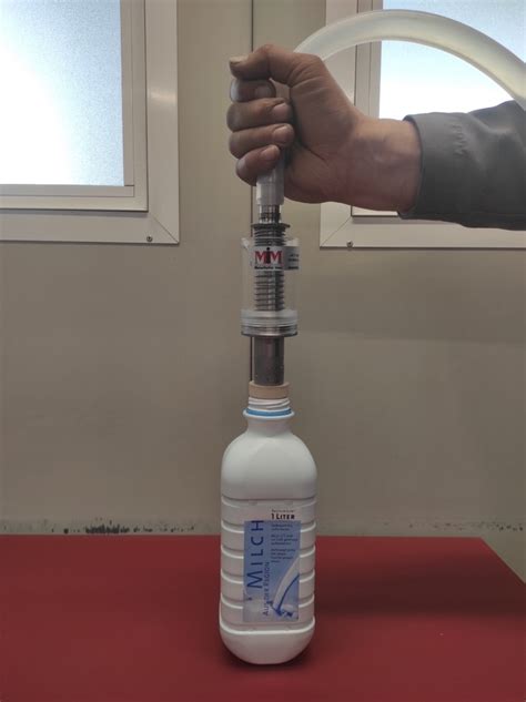 Milchflasche Mit Hand Abf Llventil Bef Llen Meierhofer Inox Gmbh