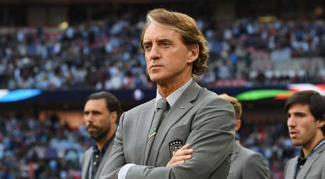 El DT De Italia Mancini Tiene En Carpeta Un Equipo Completo De