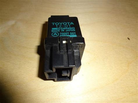 Sell Toyota Denso Oem Flasher Turn Signal Hazard Relay 81980 12070 In