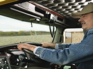 Tips for Staying Focused While Trucking on the Road