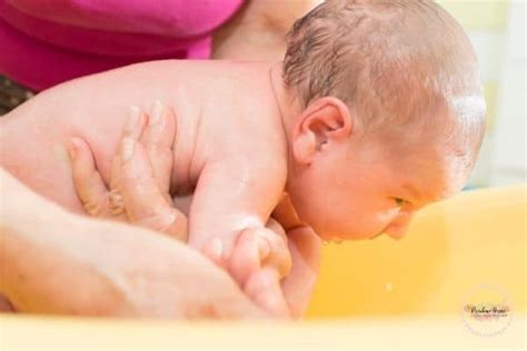 Baby Bathing Tips - every new parent needs to know - Rainbow Desire