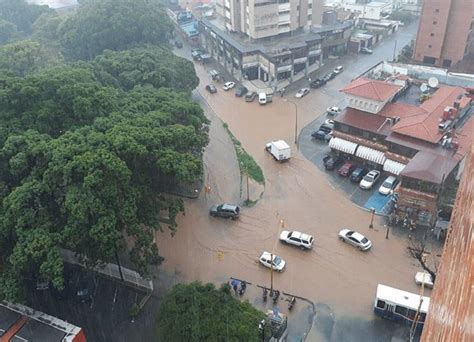 Fuertes Lluvias Inundaron Avenidas De Caracas Fuser News